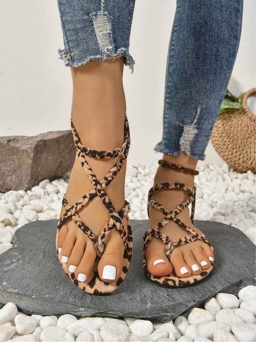 Women’s Leopard Print Strappy Flat Sandals